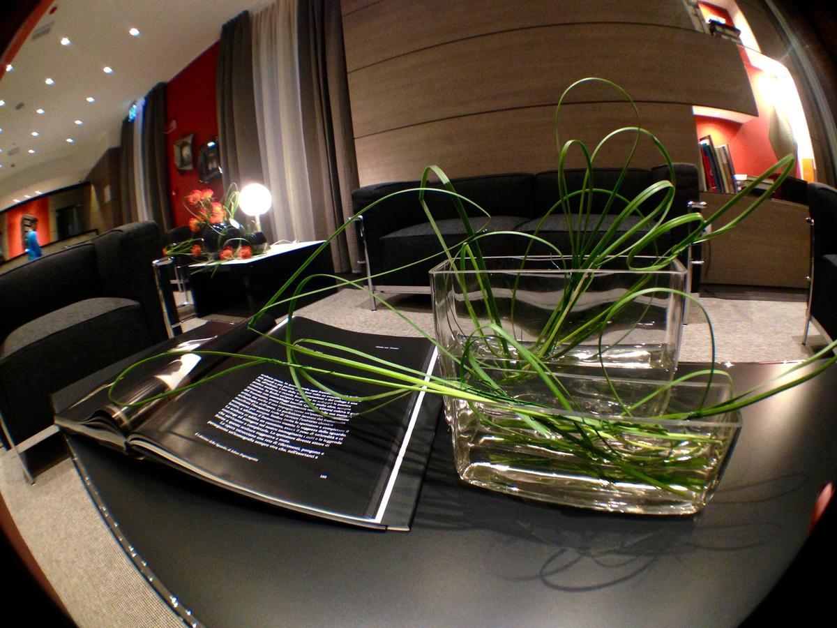 Hotel Forum Baranzate Εξωτερικό φωτογραφία
